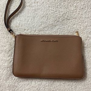 Micheal Kors wristlet wallet
